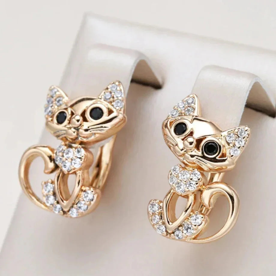 Yasmin – Boucles d'oreilles élégantes en zircone avec chaton
