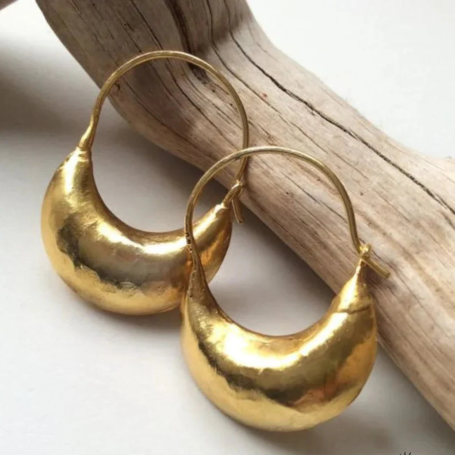Dahlia – Vintage Golden Basket Earrings