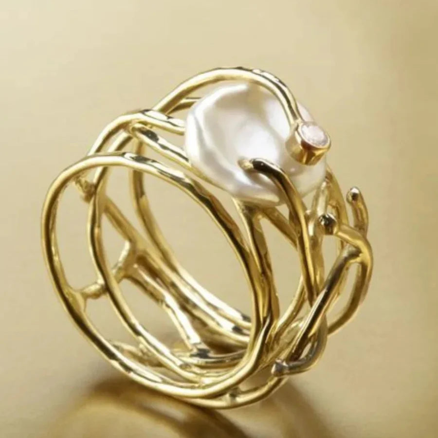 Alyssa – Vintage Thin Golden & Pearl Ring