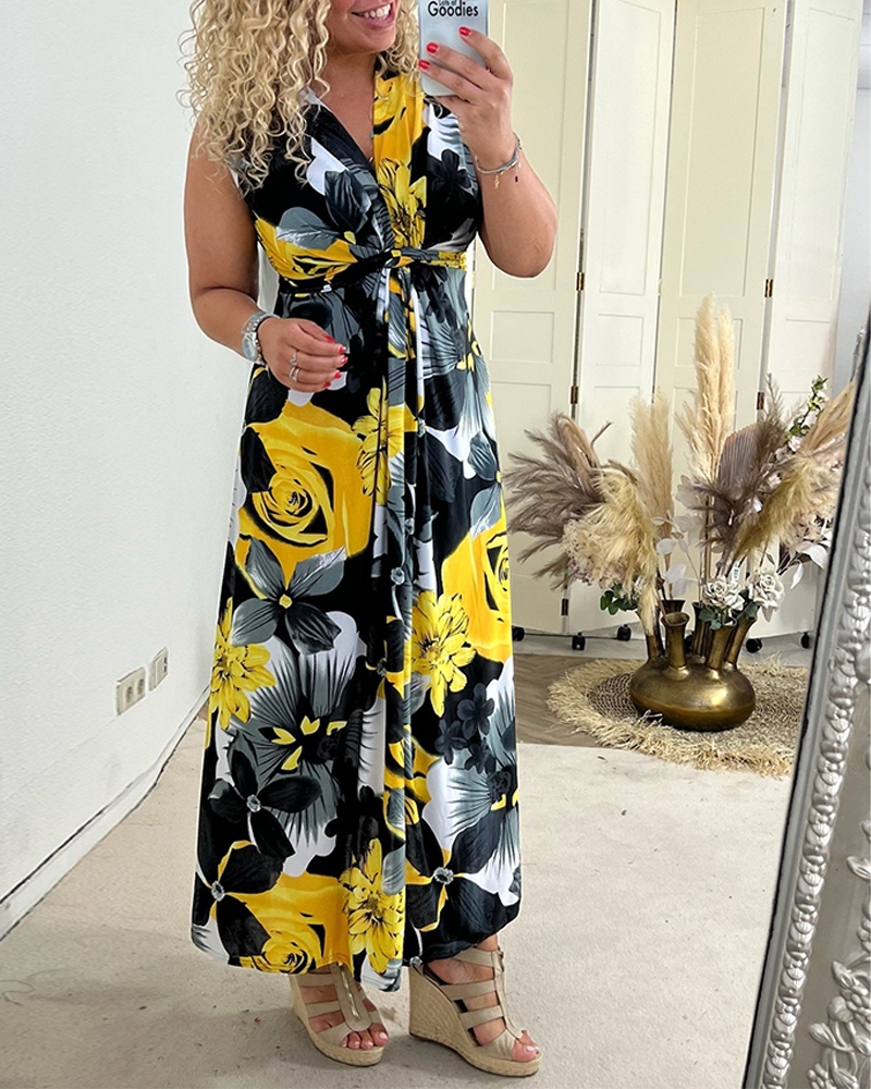 Sacha™ - Elegant Sleeveless Floral Pleated Dress