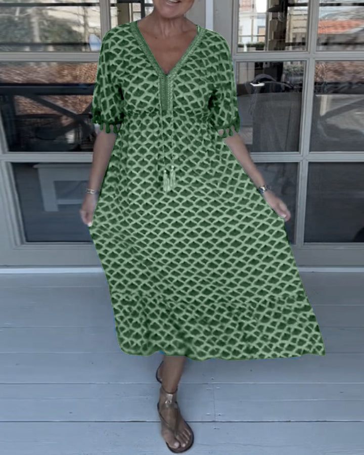 Carla | V-neck casual dress with print