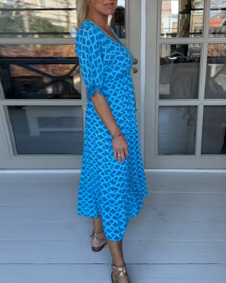 Carla | V-neck casual dress with print