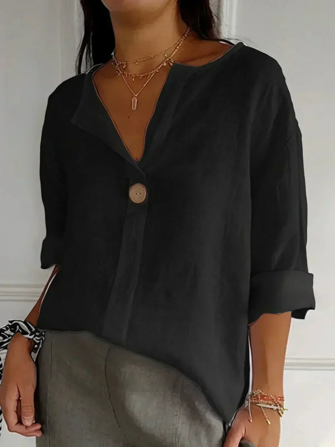 Anna™ | Casual V-neck Blouse in 100% Linen