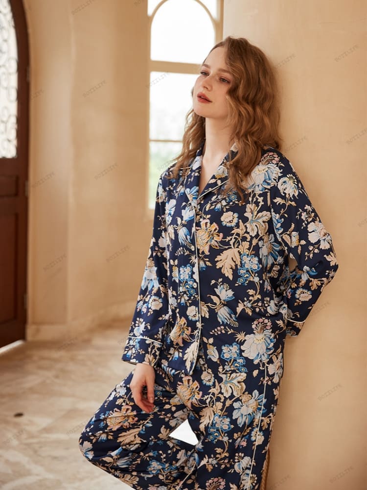 Ensemble pyjama à manches longues et imprimé fleurs de bégonia