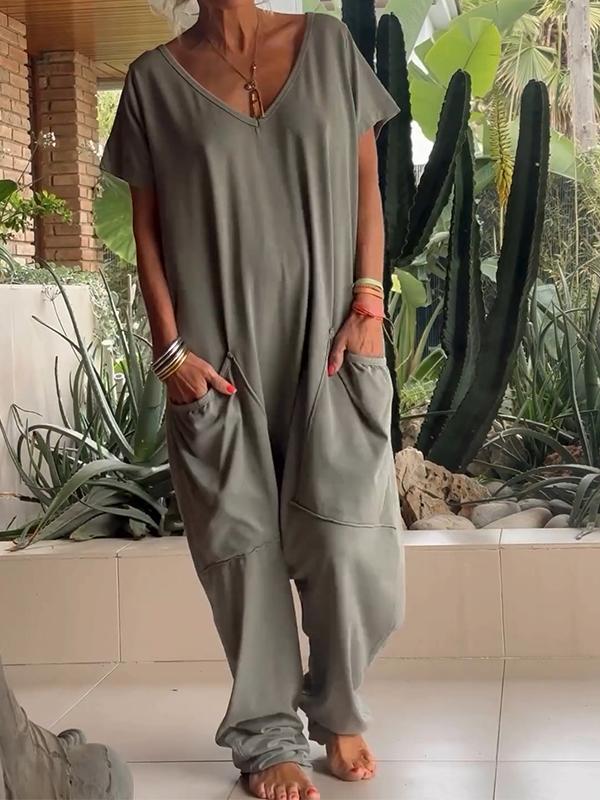 Zaria™ - Elegant V-Neck Jumpsuit: A Simple, Sophisticated, and Versatile Style