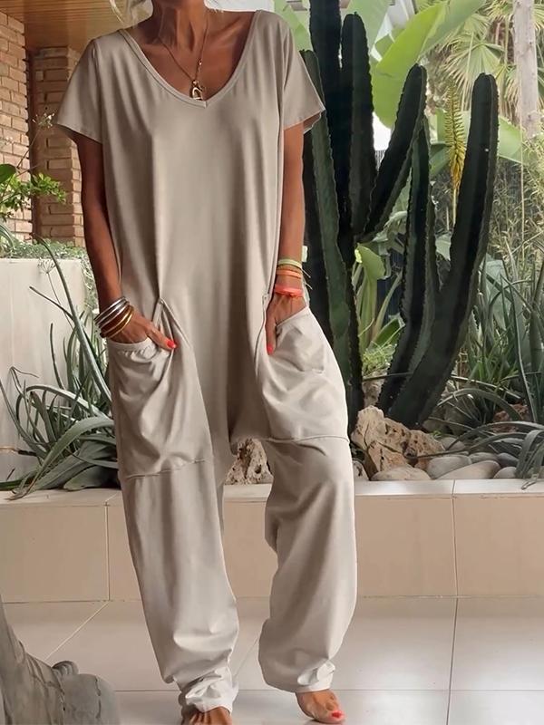Zaria™ - Elegant V-Neck Jumpsuit: A Simple, Sophisticated, and Versatile Style