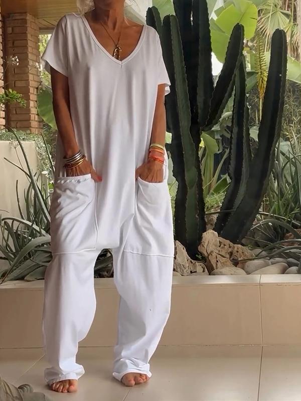 Zaria™ - Elegant V-Neck Jumpsuit: A Simple, Sophisticated, and Versatile Style